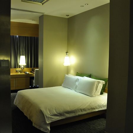 Guangzhou Carat Hotel Buitenkant foto