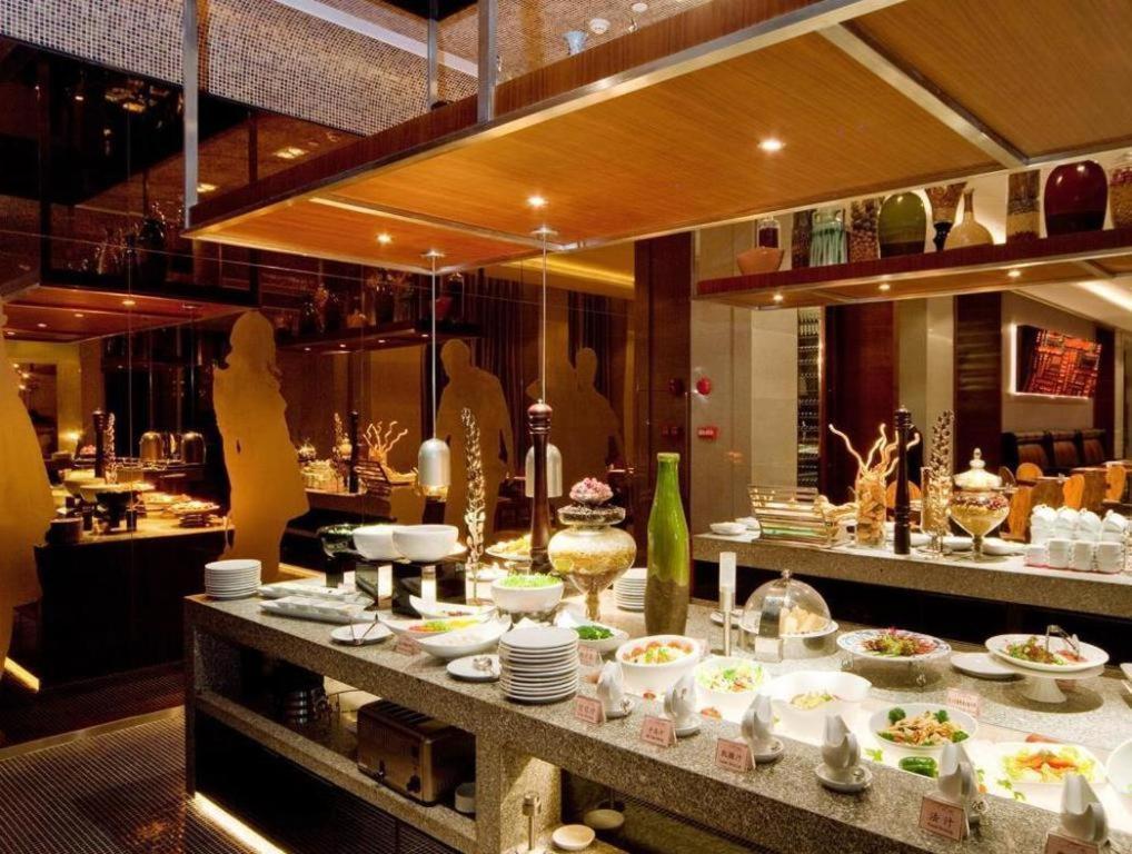 Guangzhou Carat Hotel Buitenkant foto