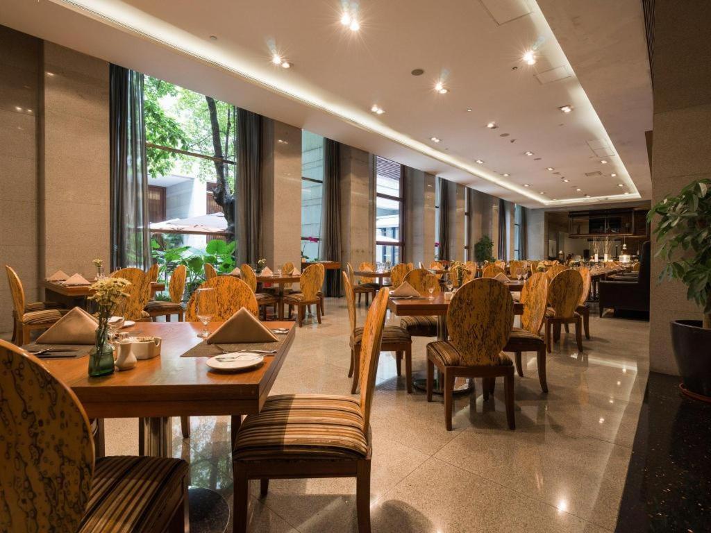 Guangzhou Carat Hotel Buitenkant foto