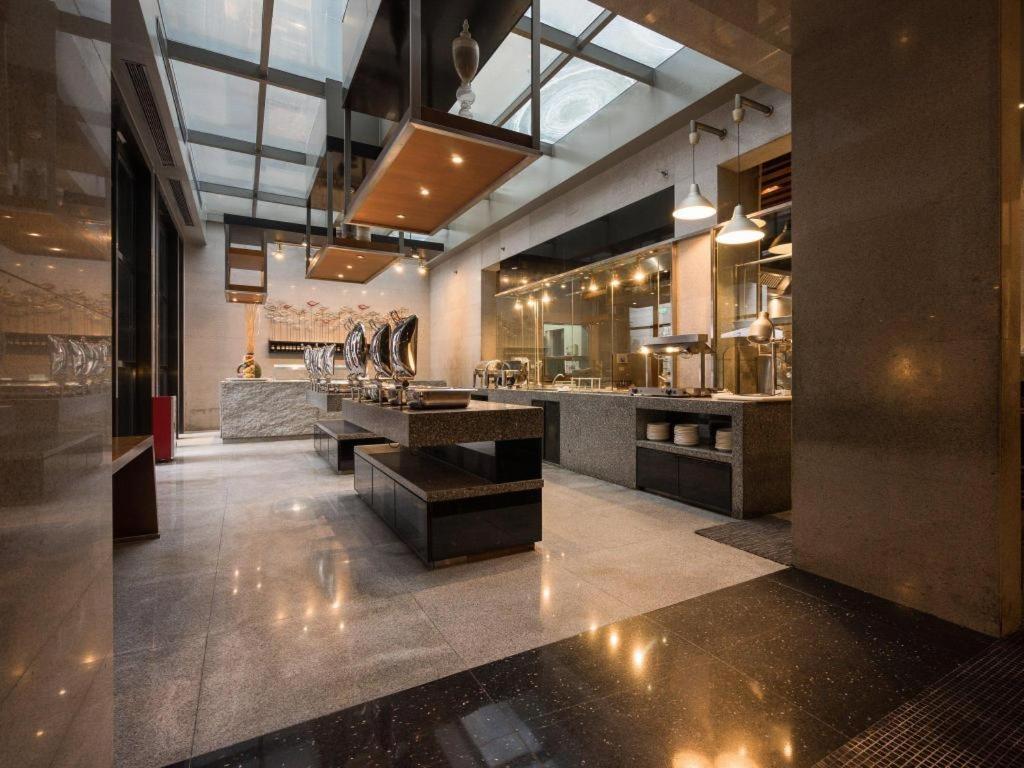 Guangzhou Carat Hotel Buitenkant foto