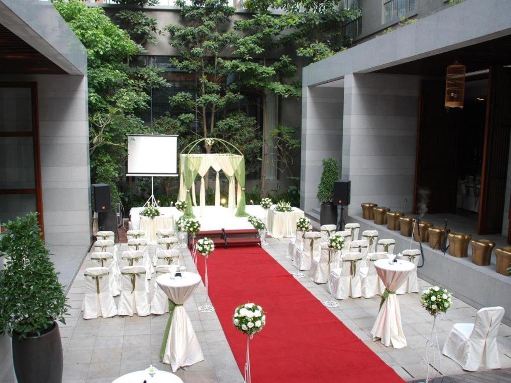 Guangzhou Carat Hotel Buitenkant foto